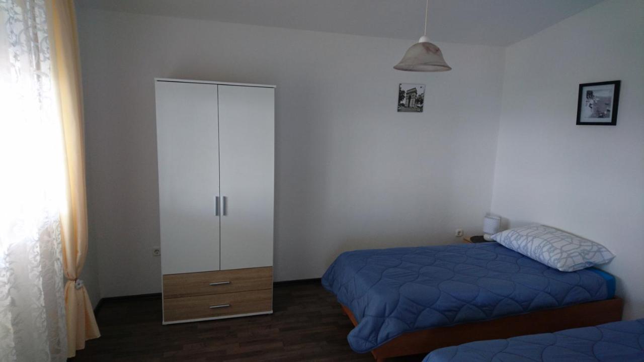Apartman Vuleta Ražanac Buitenkant foto